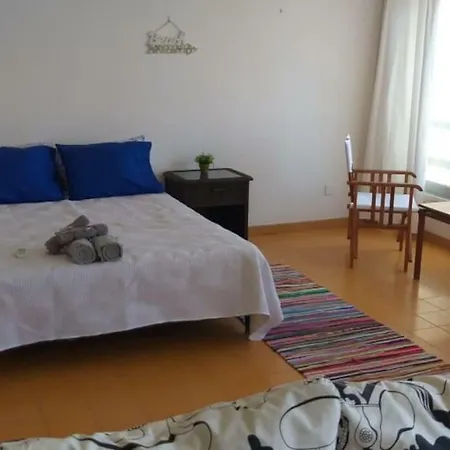 Golden Beach Apartment *