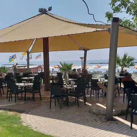 Διαμέρισμα Golden Beach