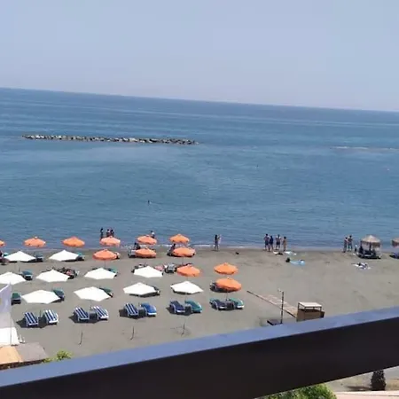 Golden Beach * Λεμεσός