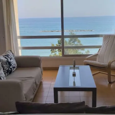 Διαμέρισμα Golden Beach *